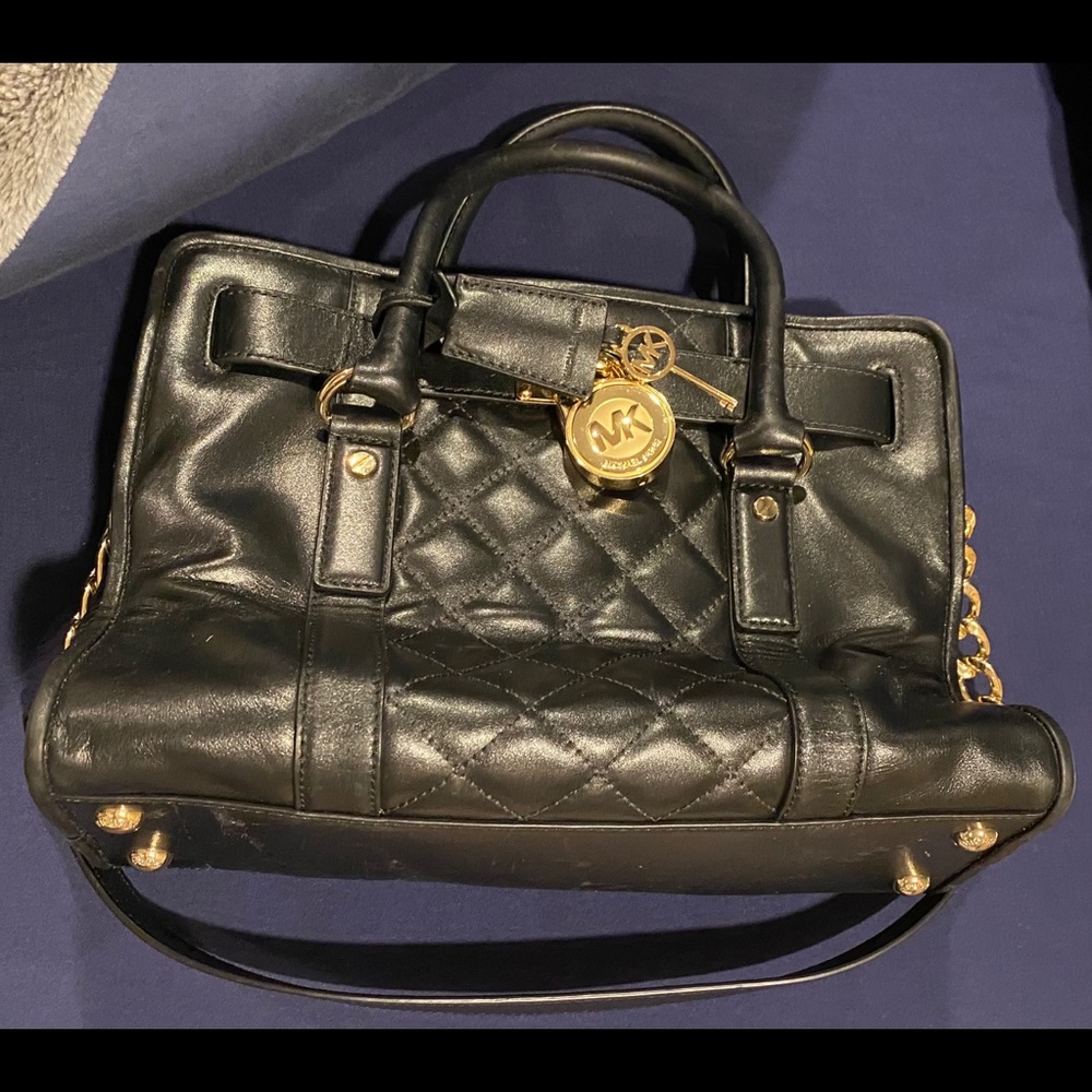 USED - MAKE AN OFFER — Michael Kors small bag